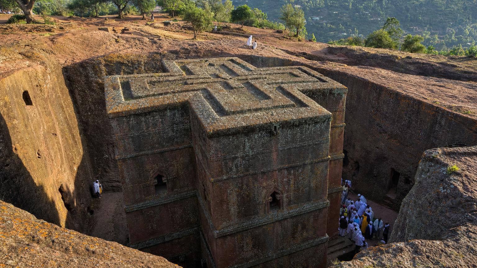 ethiopia-mystery-lalibela-rock-hewn-churches