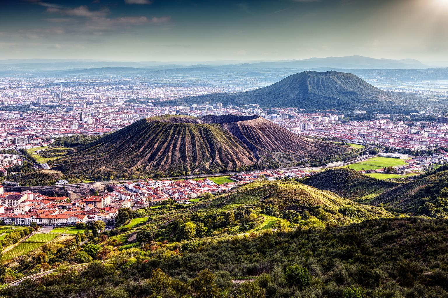 kazan-no-daichi-wo-kakeru-toiu-koto-auverunyu-no-ibuki-wo-kanjite