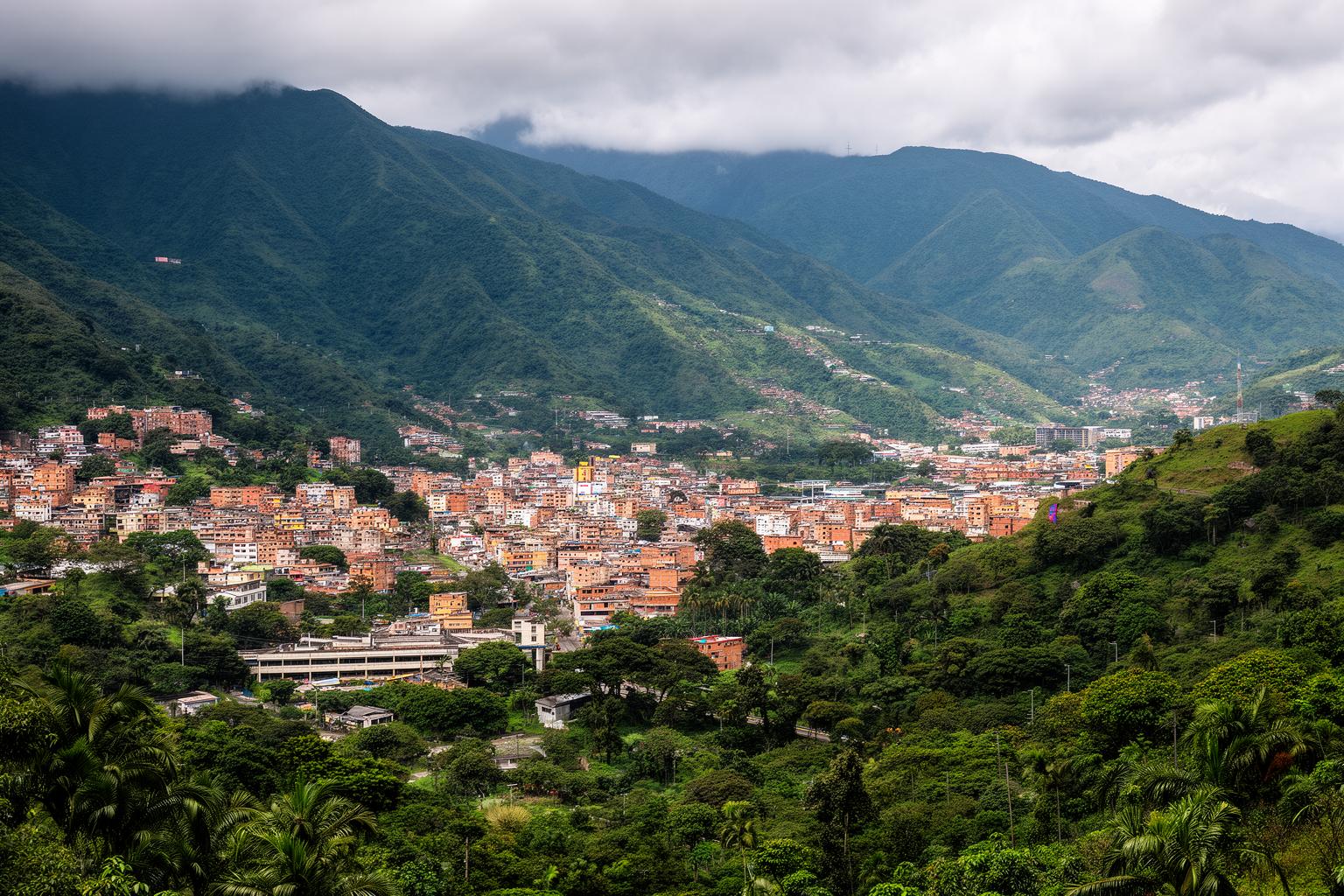 shou-du-no-xuan-sao-wo-nuke-midori-fukaki-mirandazhou-no-shou-du-e